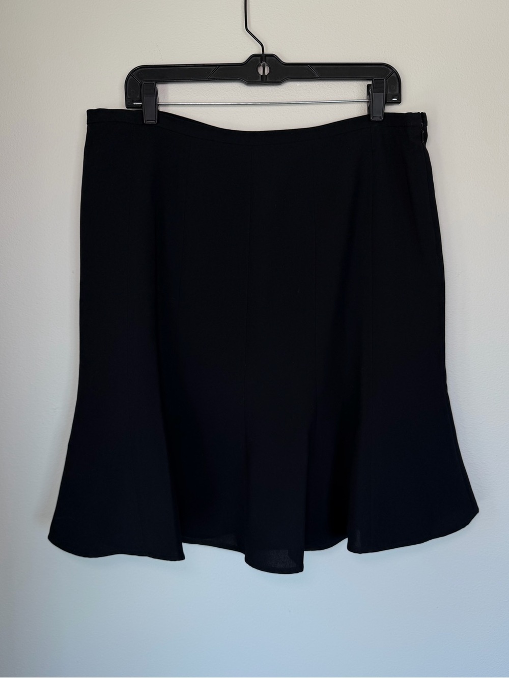 Y2K Jones New York Black Pleated Midi Skirt Gothic Office Siren